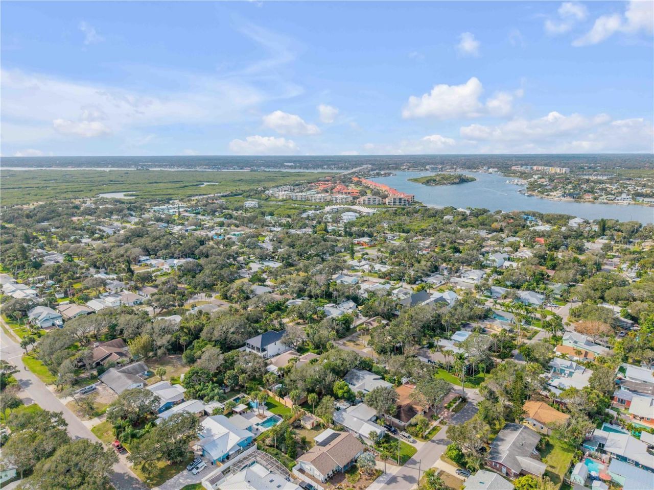 506 Yupon Avenue, New Smyrna Beach, FL 32169 Photo