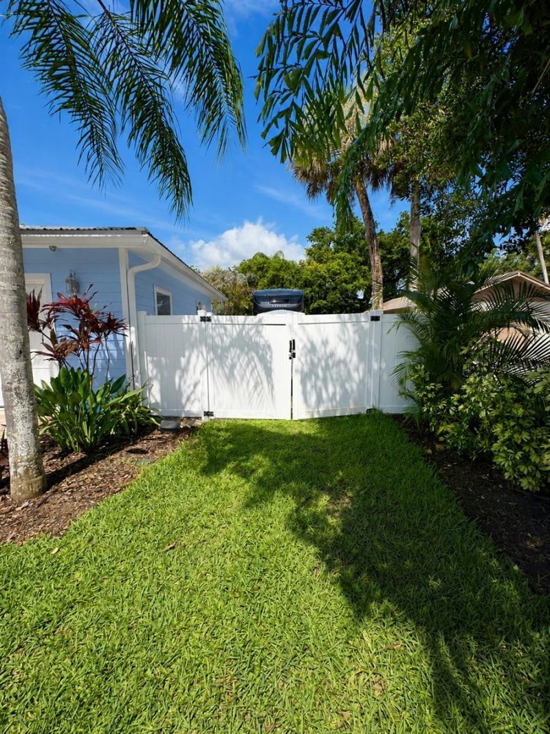 506 Yupon Avenue, New Smyrna Beach, FL 32169 Photo