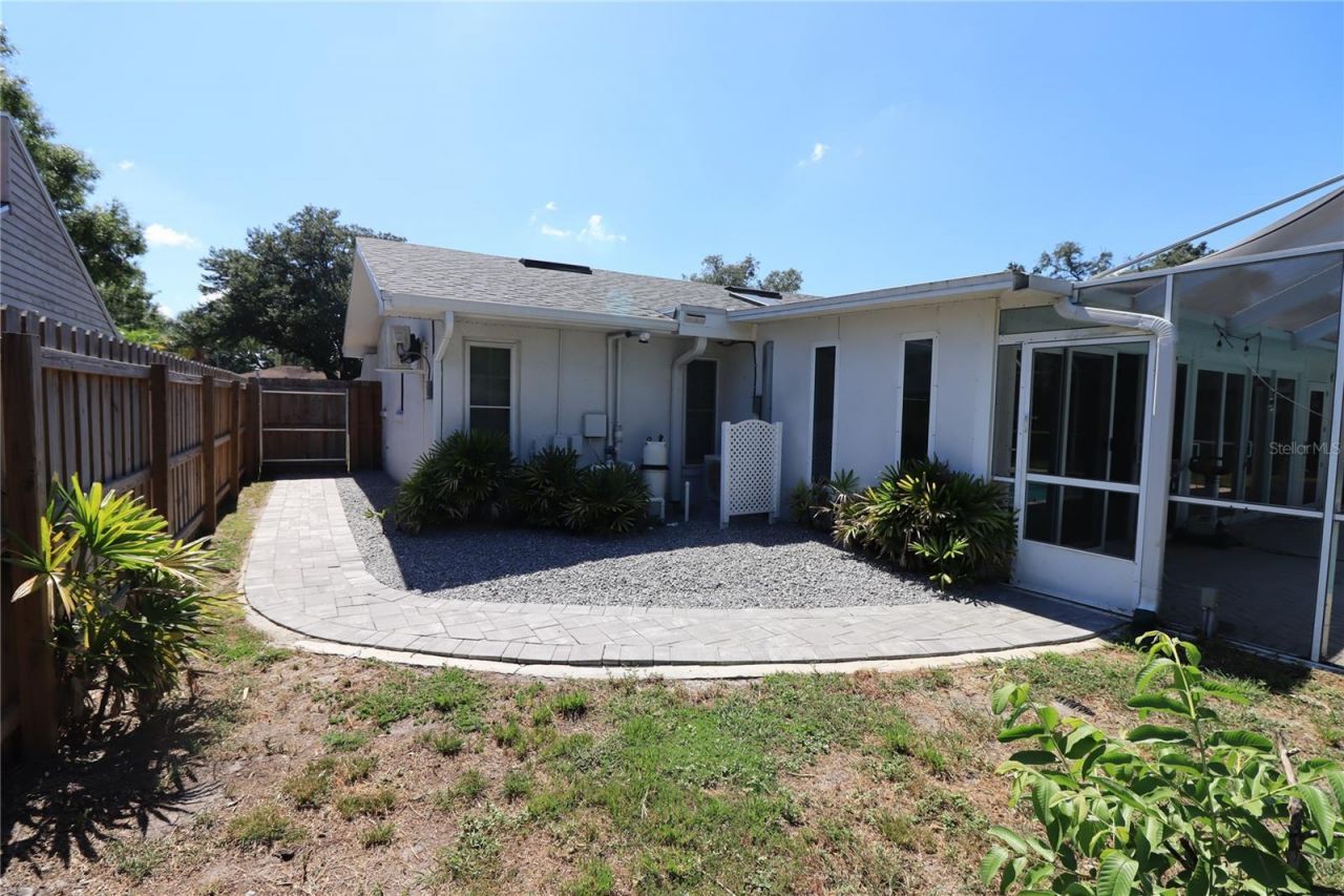 17815 Sunrise Drive, Lutz, FL 33549 Photo