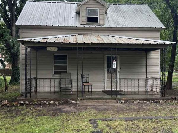1618 S Hartford Street, Stillwater, OK 74074