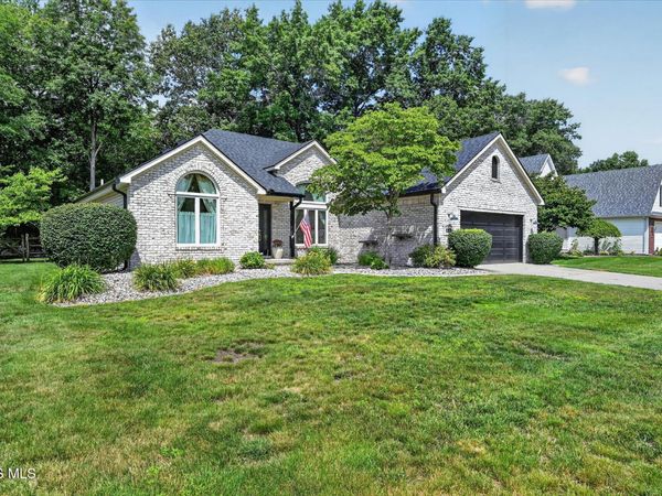 640 Weatherstone Road, Holland, OH 43528