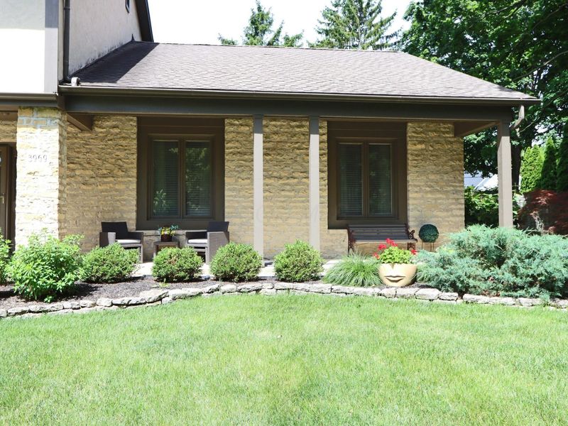3969 Newhall Road, Upper Arlington, OH 43220 Photo 3