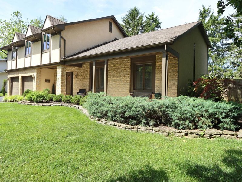 3969 Newhall Road, Upper Arlington, OH 43220 Photo 6