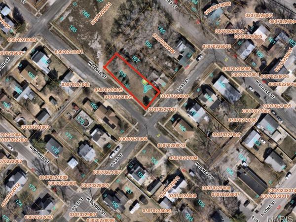 113 S First Street , Caseyville, IL 62232