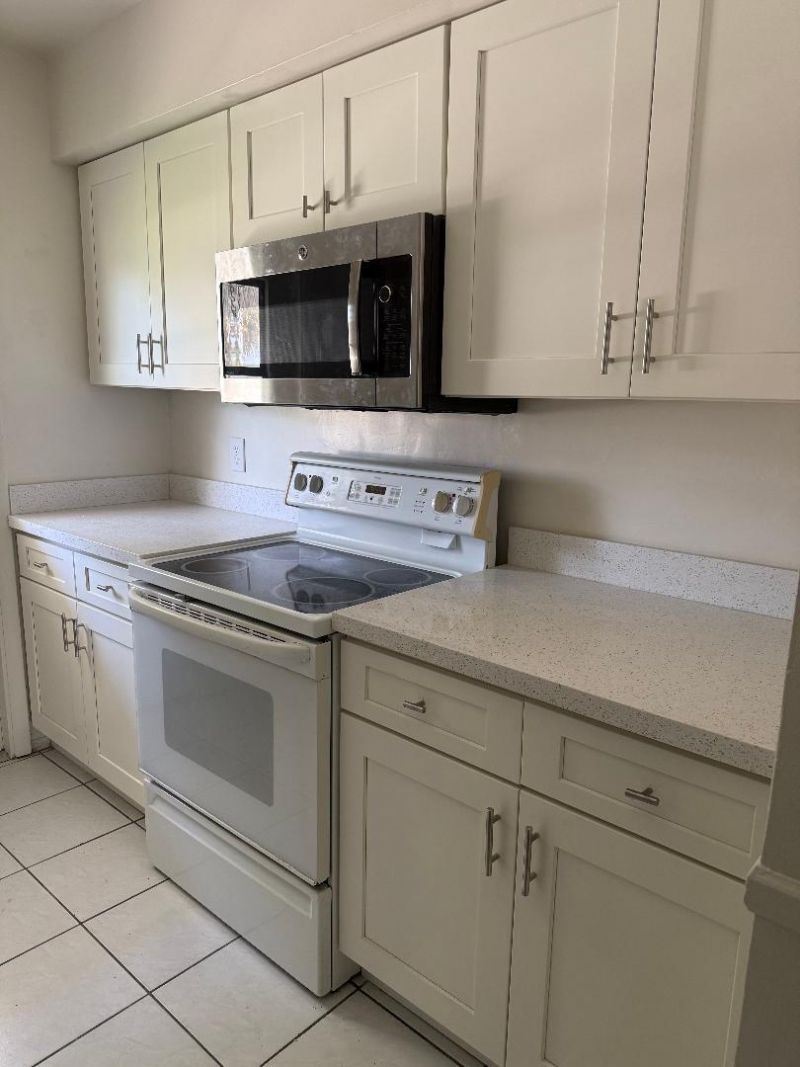 3941 Crystal Lake Drive, Unit E, Pompano Beach, FL 33064 Photo