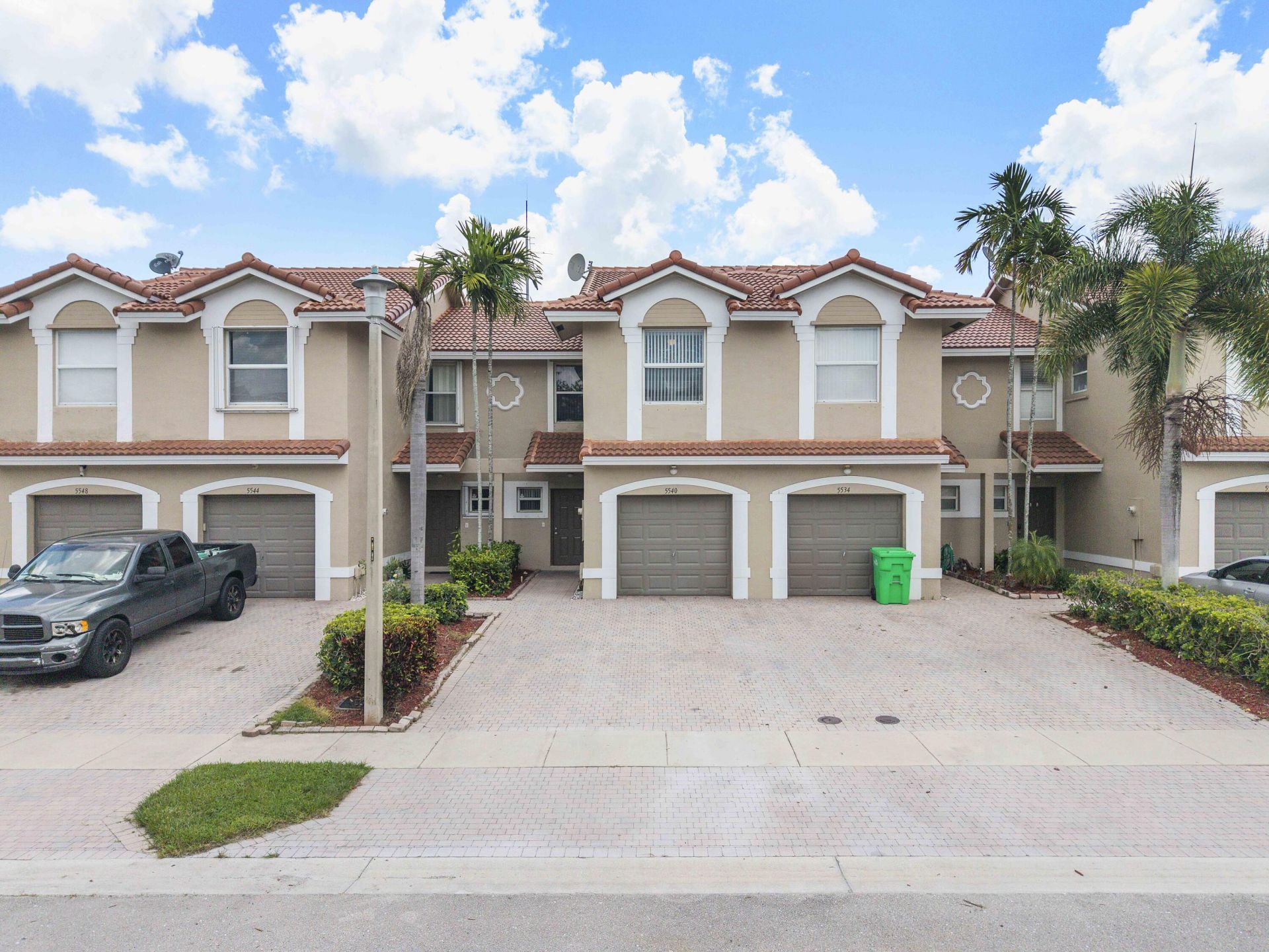 5540 NW 90th Terrace, Sunrise, FL 33351 Photo