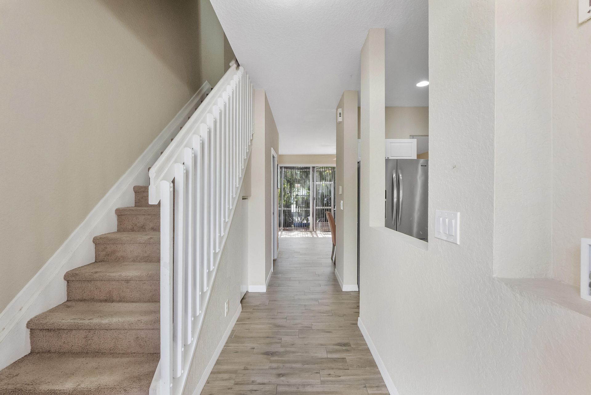 5540 NW 90th Terrace, Sunrise, FL 33351 Photo