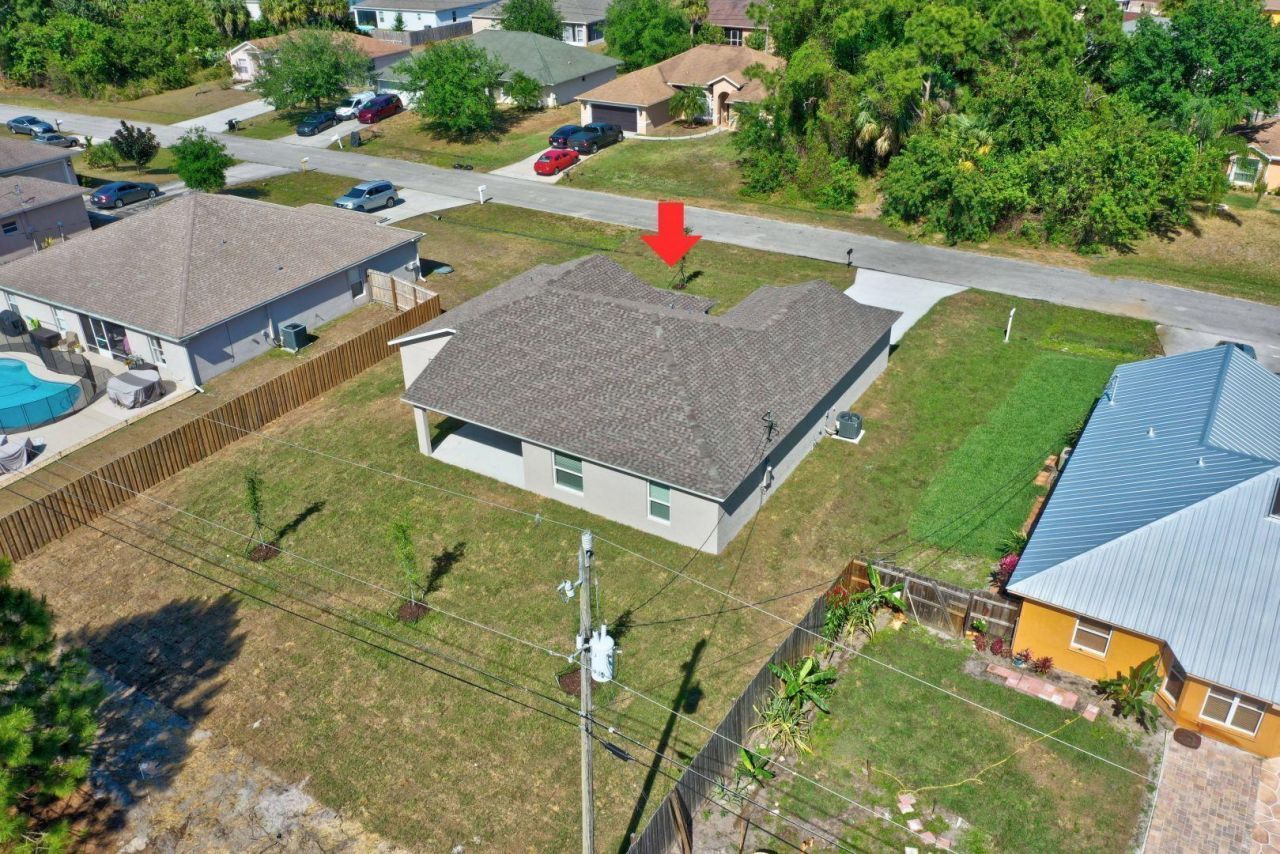 373 SW Log Drive, Port Saint Lucie, FL 34953 Photo
