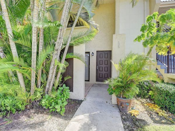 22435 SW 61st Way, Unit 124, Boca Raton, FL 33428