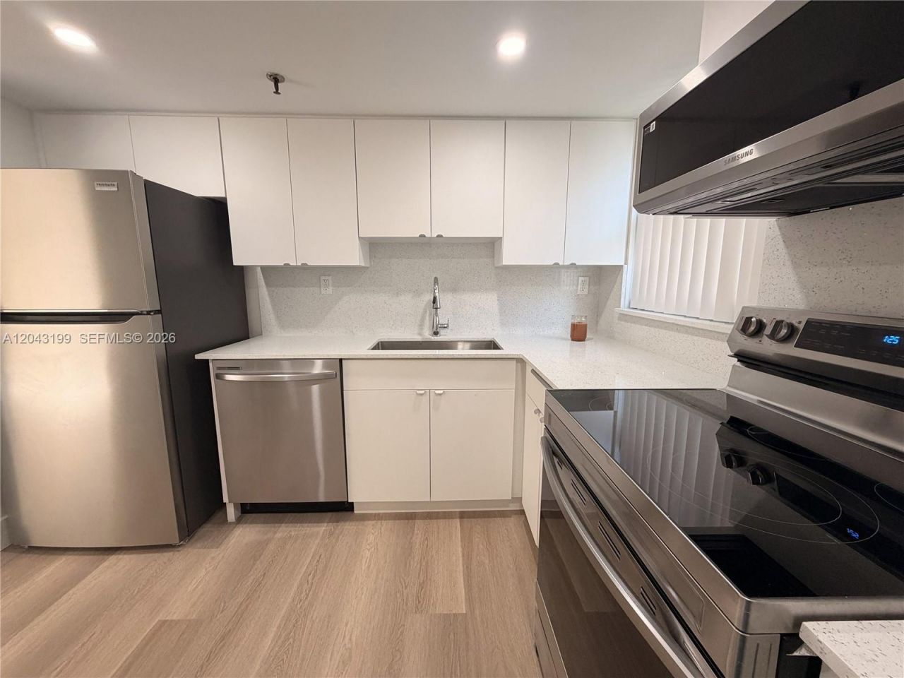 2625 Collins Ave, Unit 215, Miami Beach, FL 33140 Photo