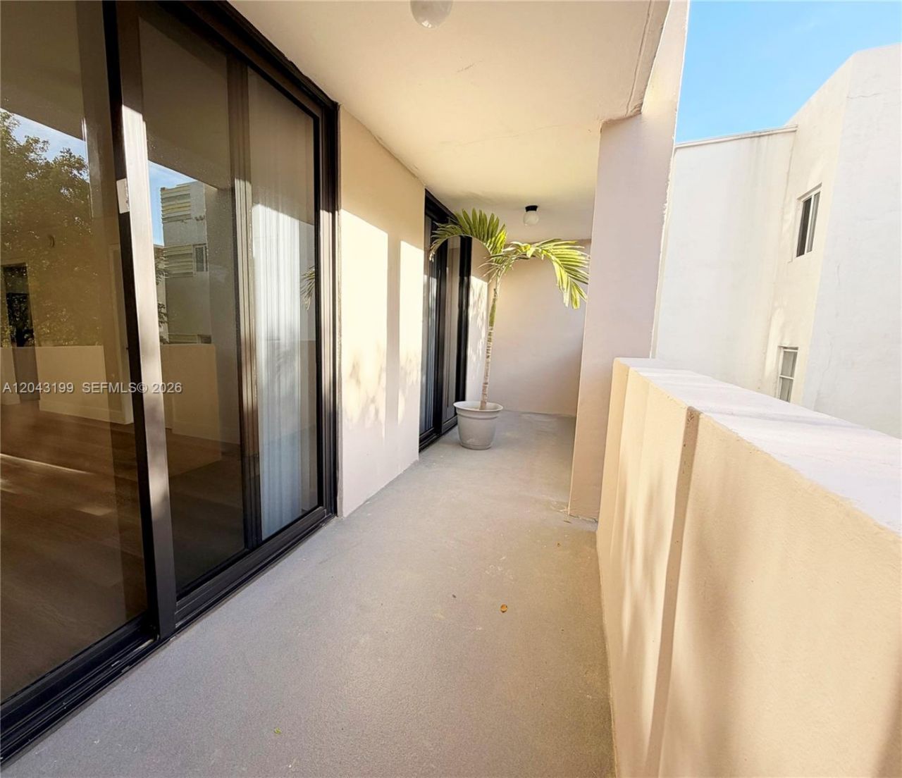 2625 Collins Ave, Unit 215, Miami Beach, FL 33140 Photo