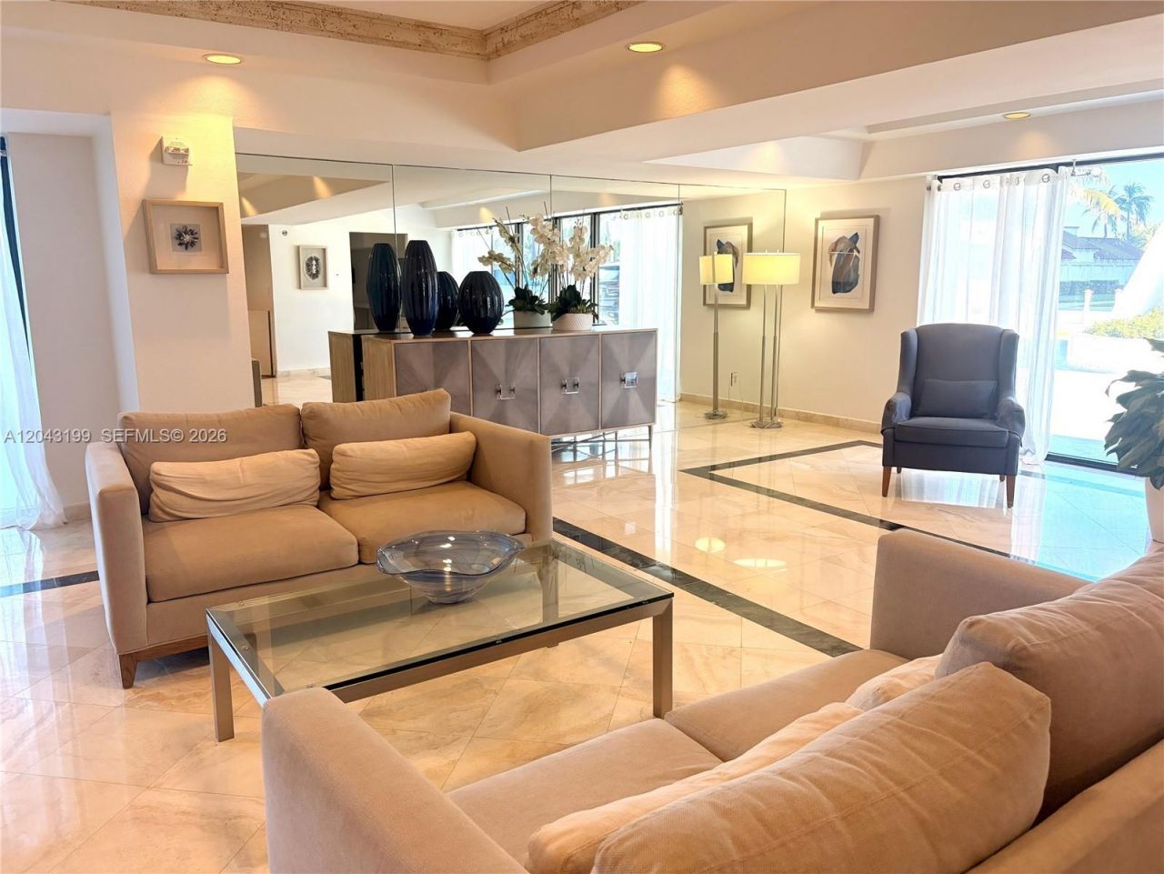 2625 Collins Ave, Unit 215, Miami Beach, FL 33140 Photo