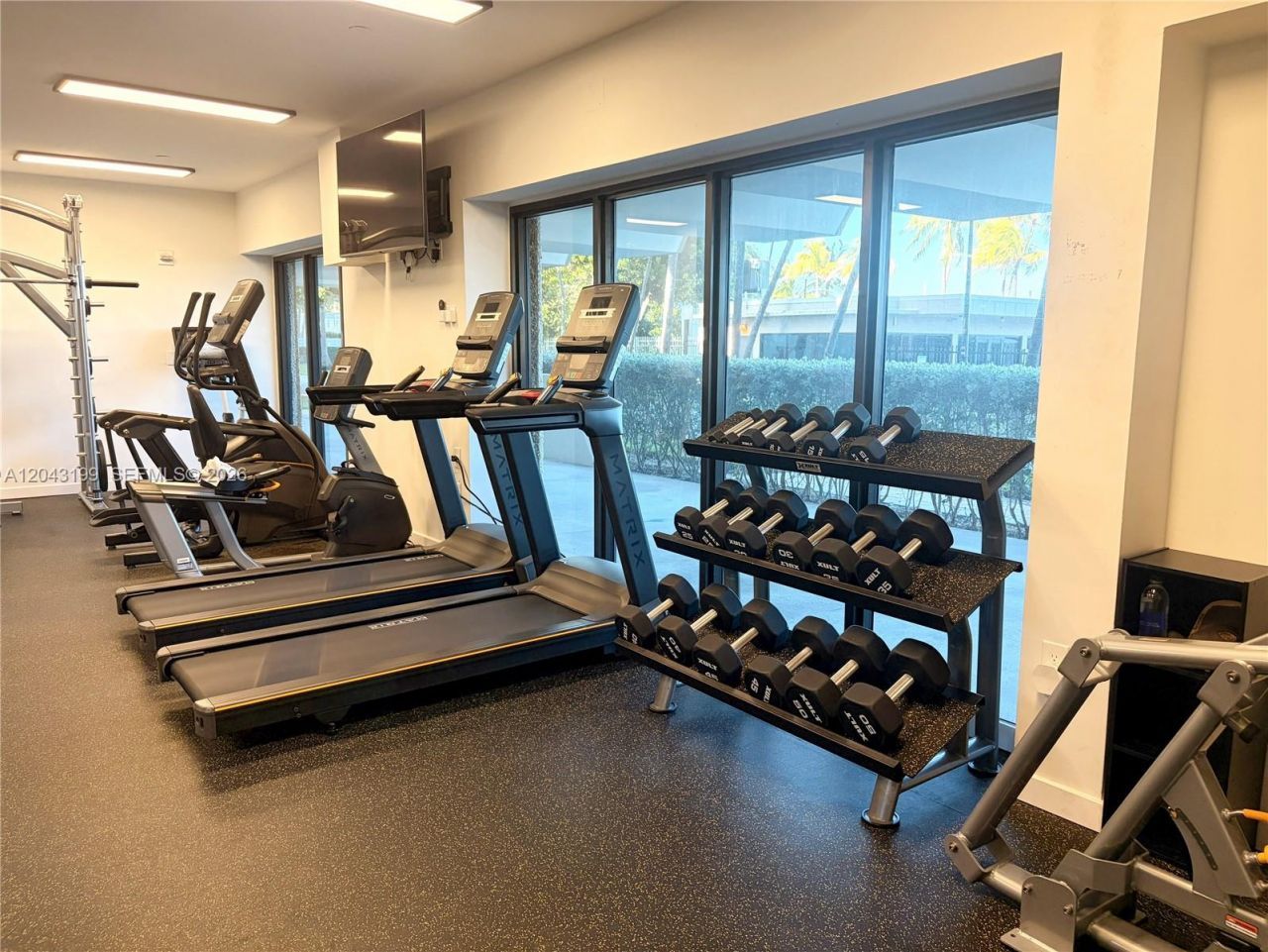 2625 Collins Ave, Unit 215, Miami Beach, FL 33140 Photo