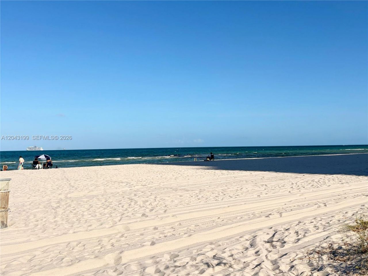 2625 Collins Ave, Unit 215, Miami Beach, FL 33140 Photo