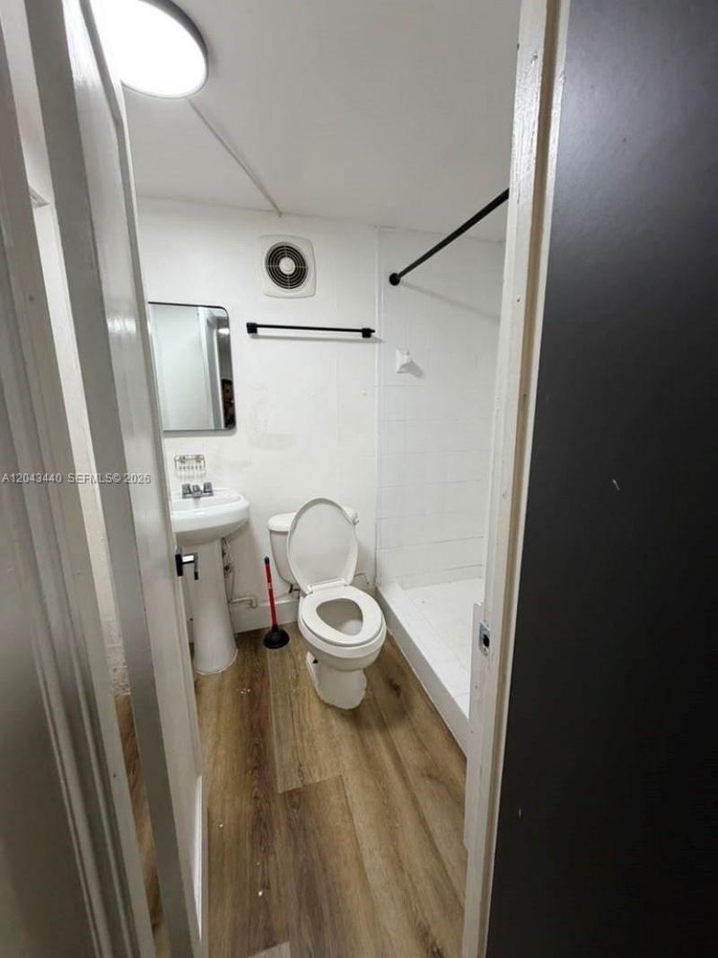 2137 NW 1st Ter, Unit Back, Miami, FL 33125 Photo