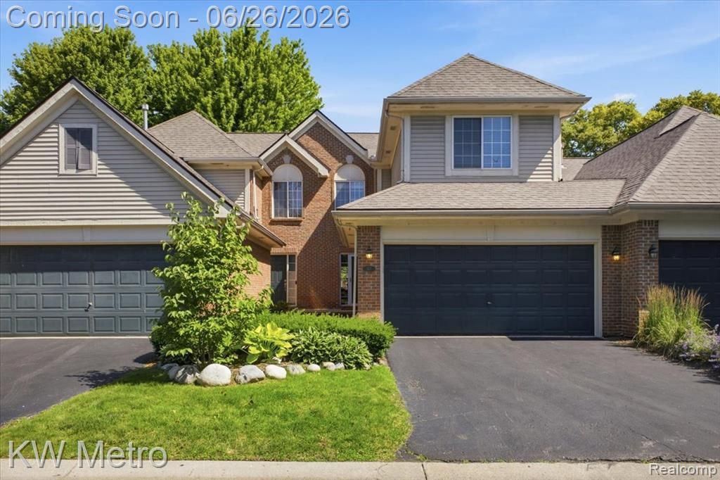 517 Macwilliams Lane, Royal Oak, MI 48067 Main Photo