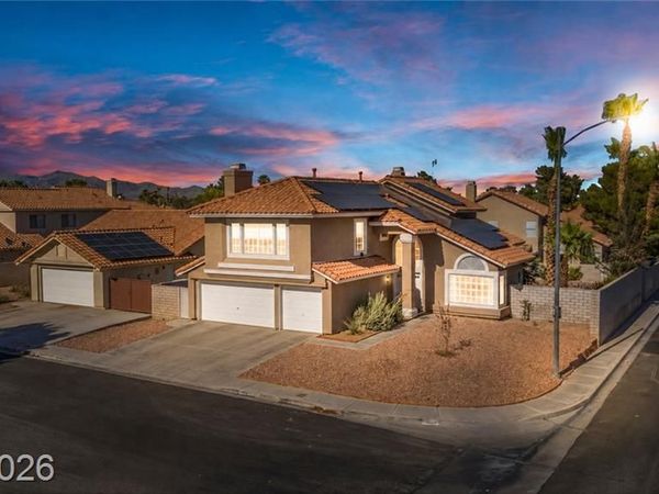 5620 Guiding Star Circle, North Las Vegas, NV 89031