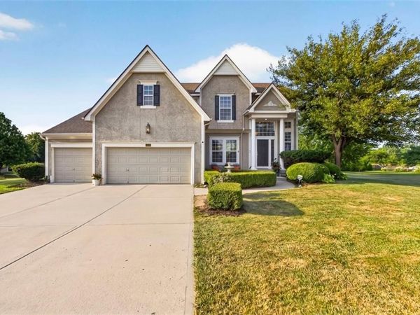 18518 W 252nd Street, Paola, KS 66071
