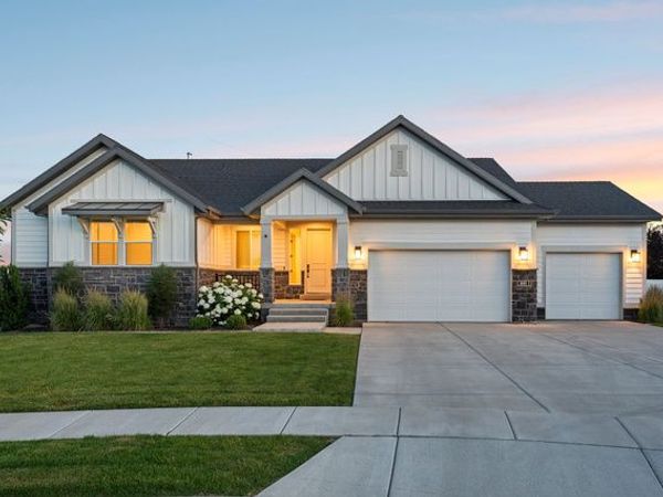 1895 W 75 S, Kaysville, UT 84037
