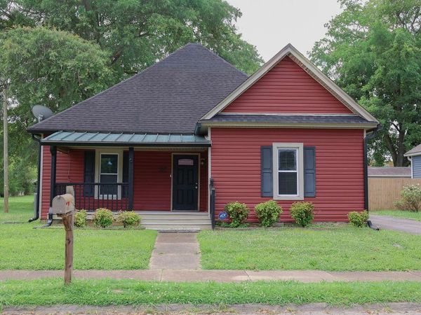 108 W 10th Street, Chickamauga, GA 30707