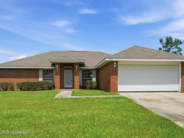 12133 Harmony Circle, Gulfport, MS 39503