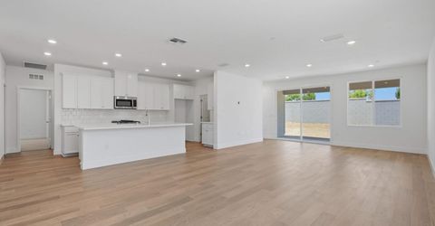 1425 Marmo Cir, Roseville, CA 95747 Photo