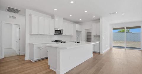 1425 Marmo Cir, Roseville, CA 95747 Photo