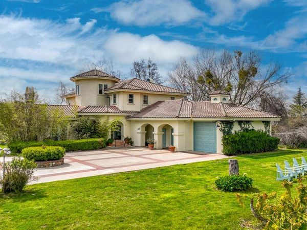 24943 N McIntire Road, Clements, CA 95227