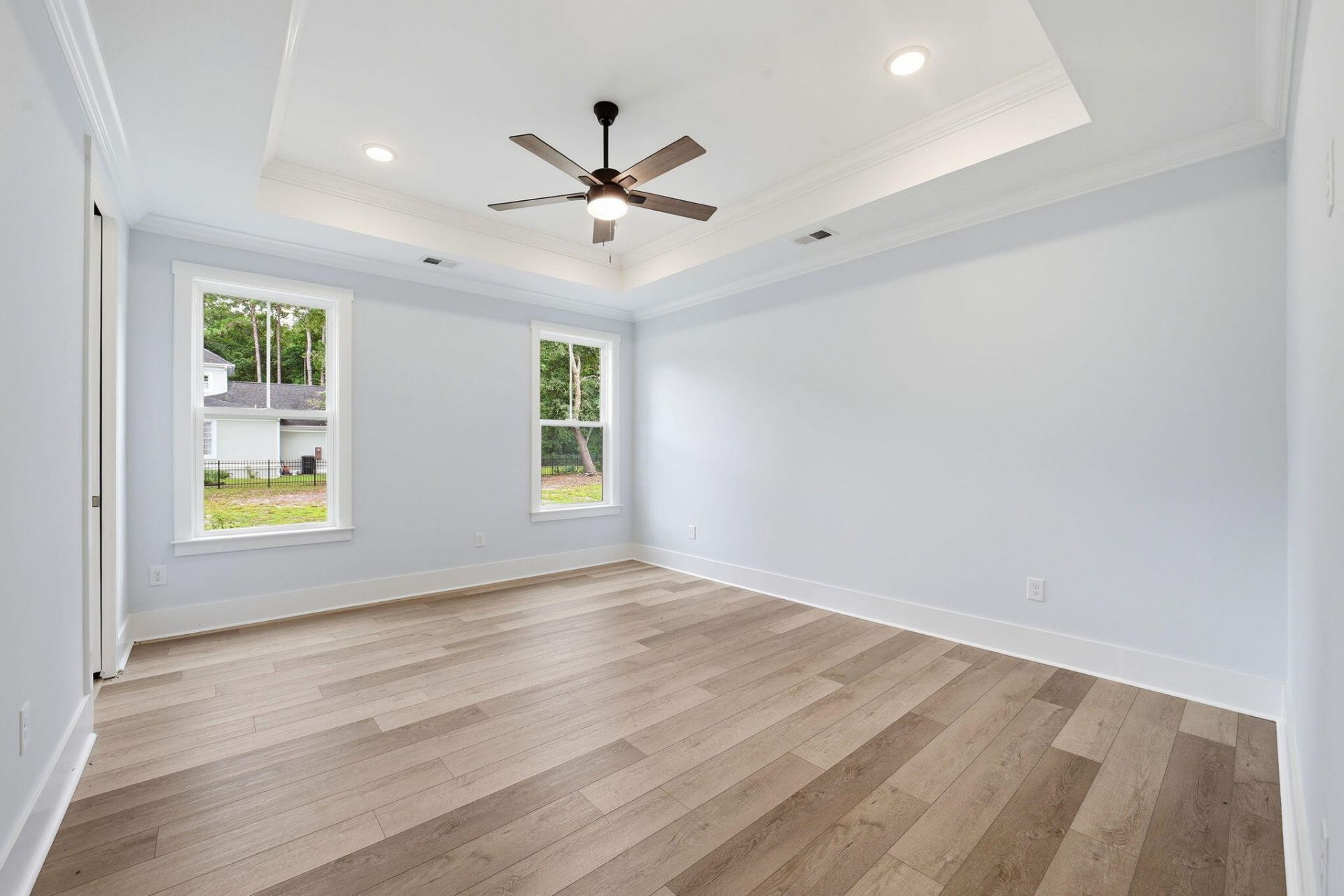 255 Madison Drive Photo 20