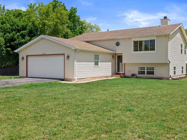 10011 Sheridan ROAD, Pleasant Prairie, WI 53158