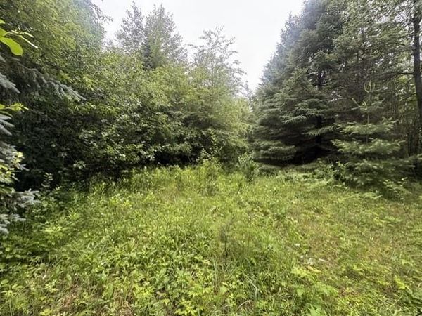 ELMWOOD ROAD, Green Bay, WI 54313