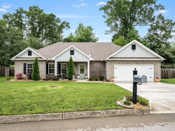 139 Blue Sky Ct , Tullahoma, TN 37388