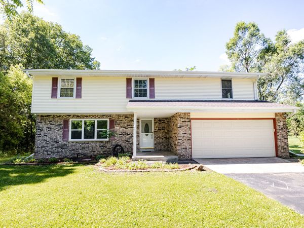 W119 Park Dr, Concord, WI 53066