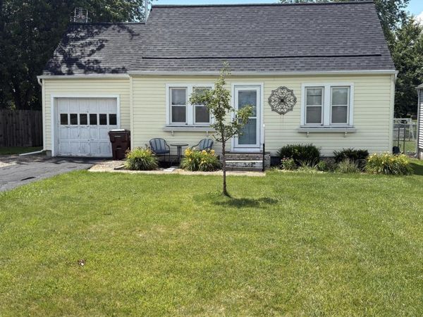 124 Squires Street, Defiance, OH 43512