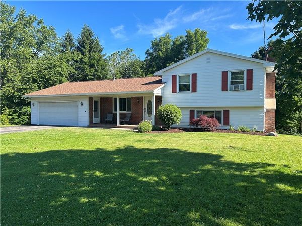 77 Gary Drive , Brockport, NY 14420
