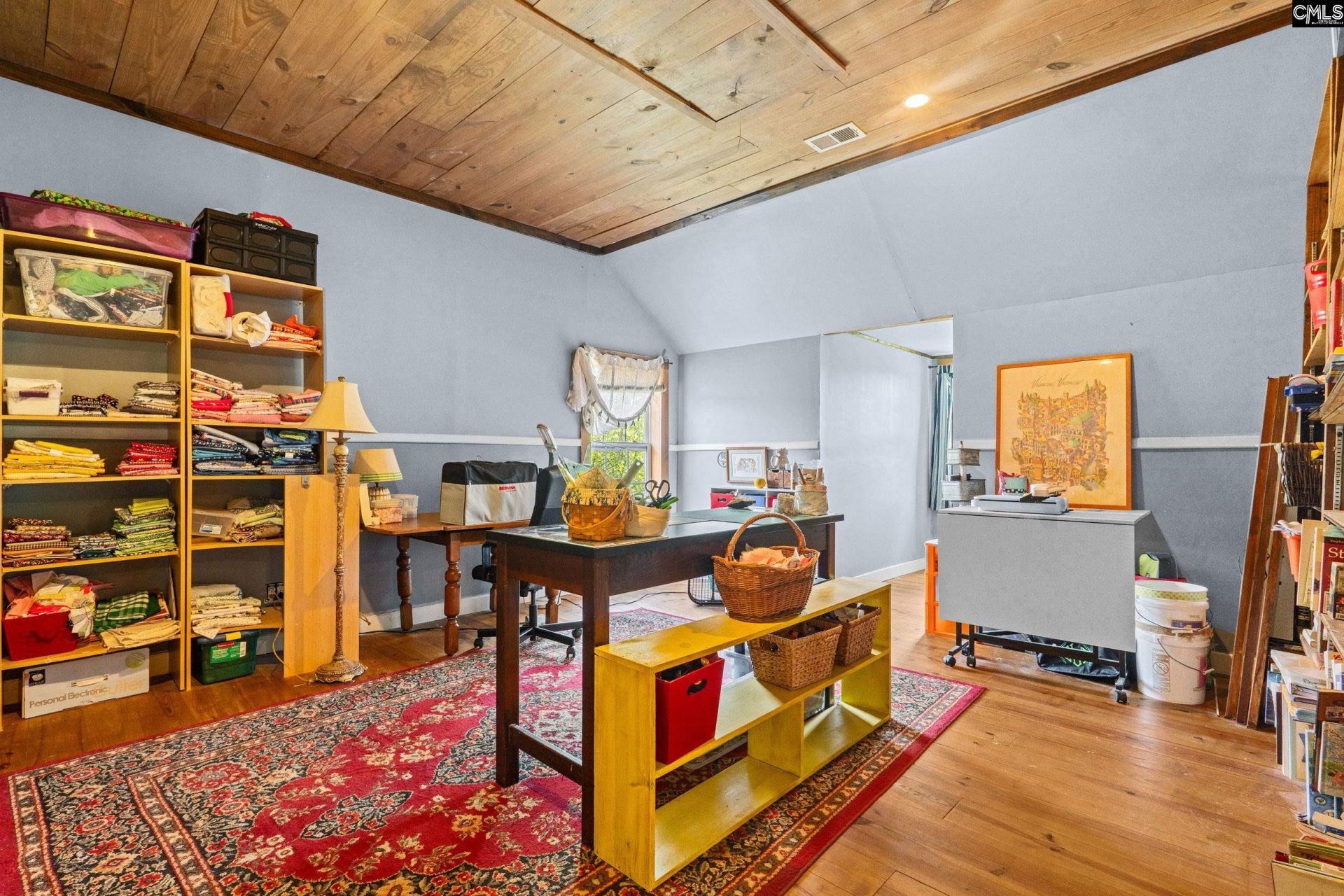 321 Windy Road Photo 30