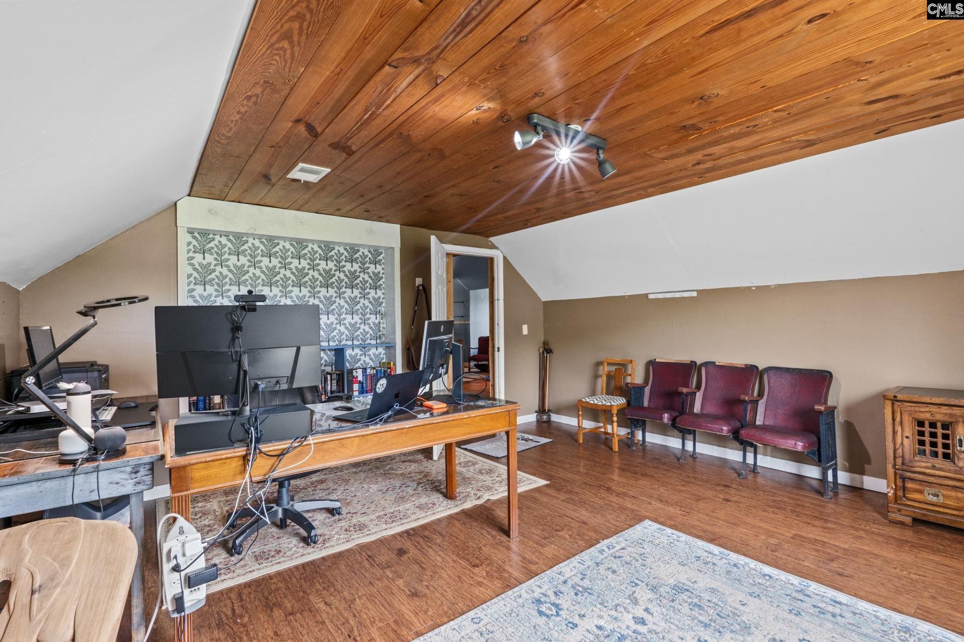 321 Windy Road Photo 42