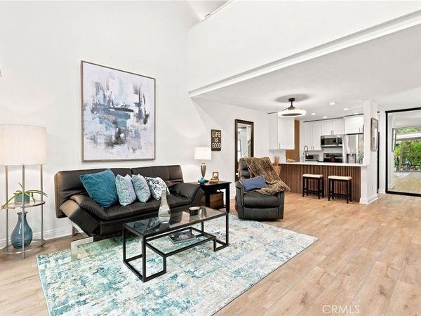 7890 E Spring Street, Unit 5L, Long Beach, CA 90815