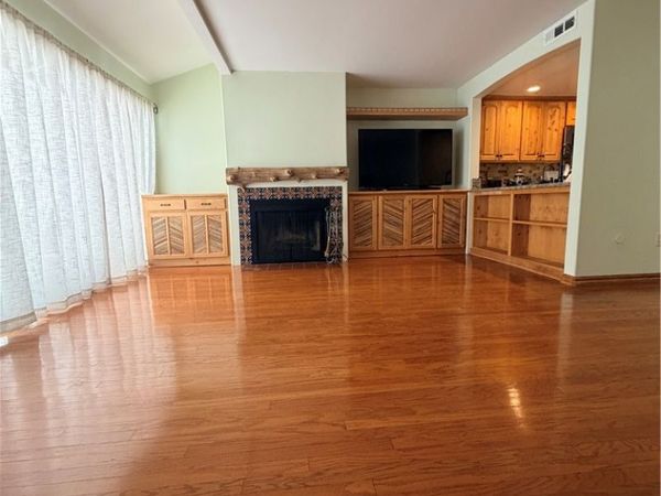 5249 Colodny, Unit 8, Agoura Hills, CA 91301
