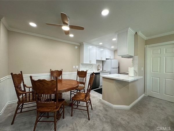 552 N Bellflower Boulevard, Unit 220, Long Beach, CA 90814