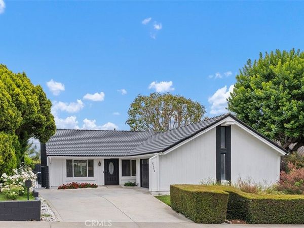 25552 Mackenzie Street, Laguna Hills, CA 92653