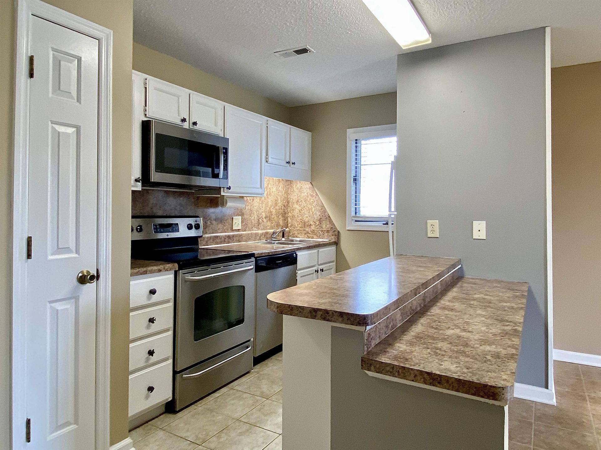 206 Double Eagle Dr. Photo 10