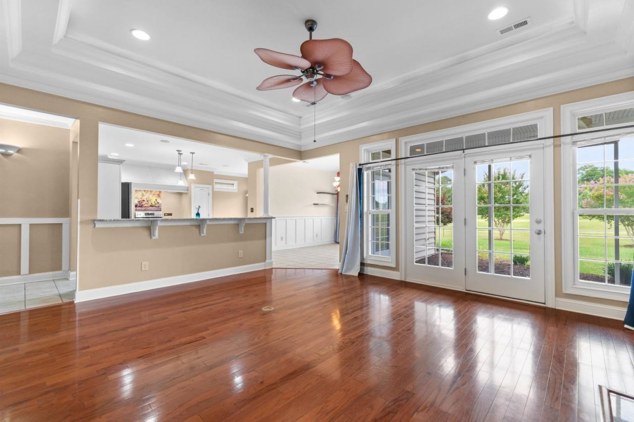 2793 Sanctuary Blvd.  Photo 10