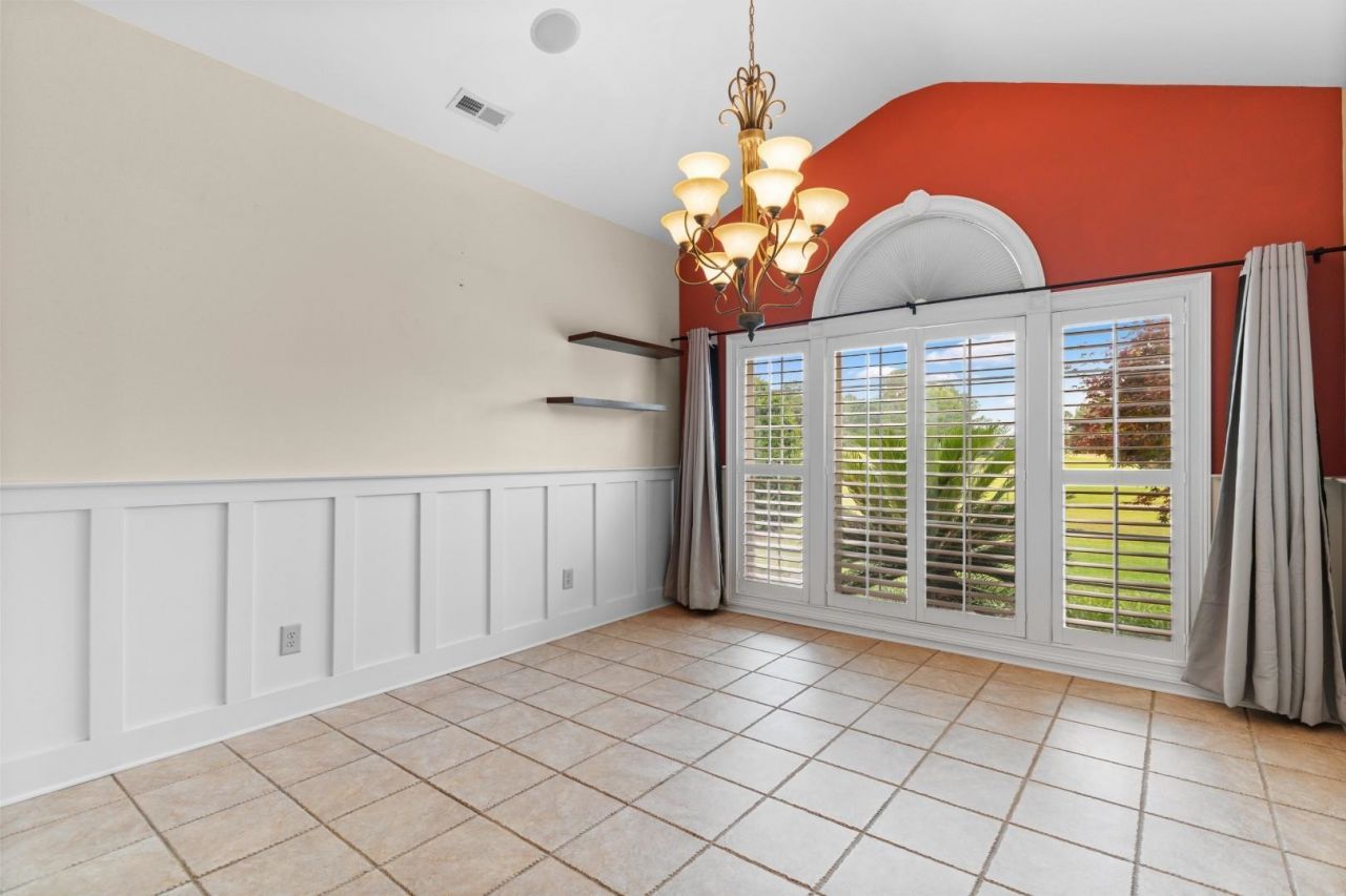 2793 Sanctuary Blvd.  Photo 11