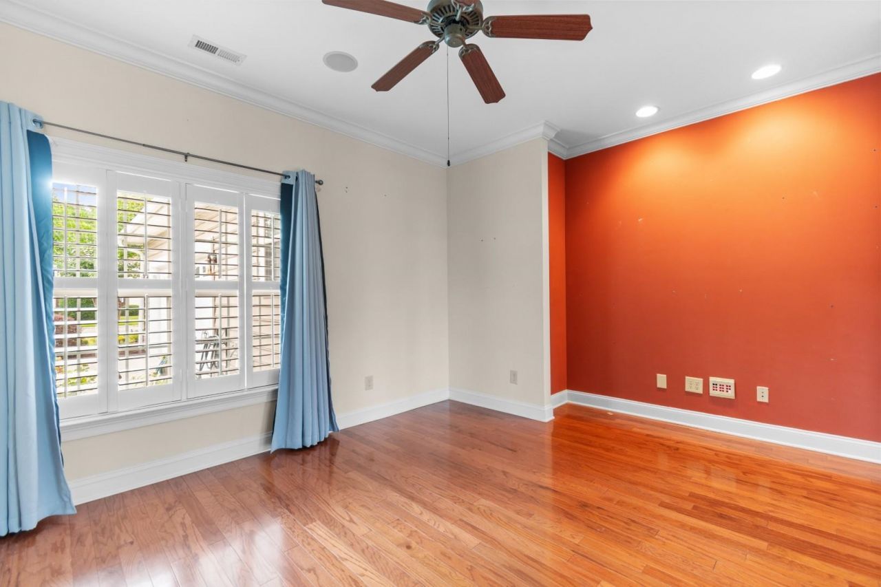 2793 Sanctuary Blvd.  Photo 20