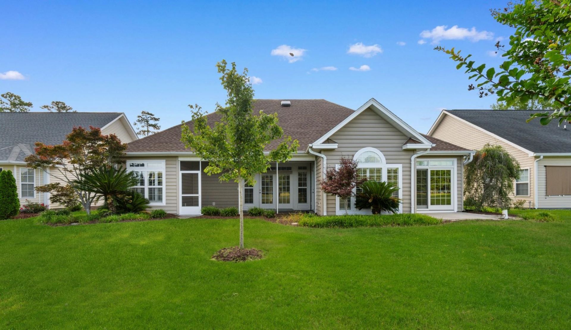 2793 Sanctuary Blvd.  Photo 31
