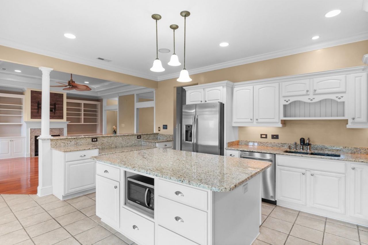 2793 Sanctuary Blvd.  Photo 4