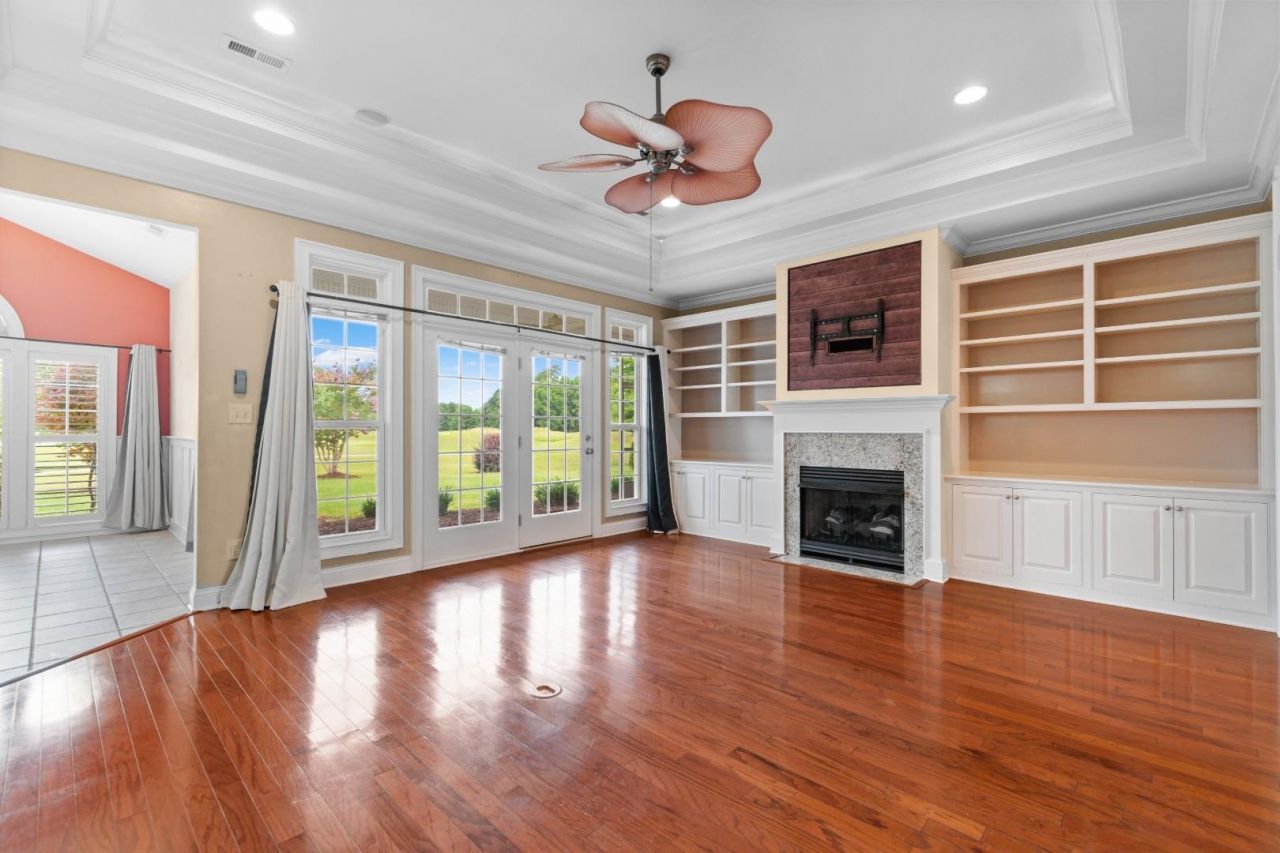 2793 Sanctuary Blvd.  Photo 9