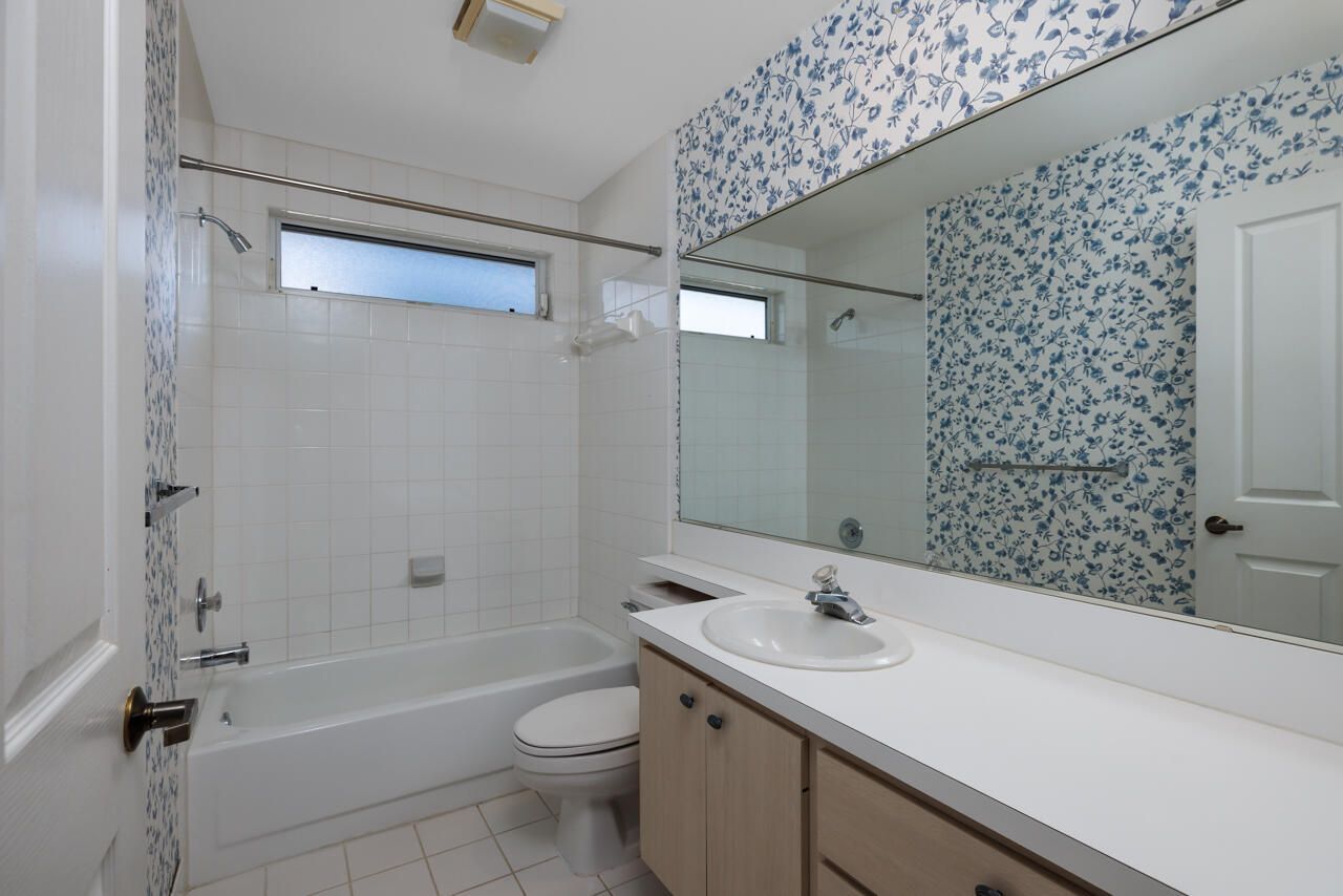 1560 SW Waterfall Boulevard, Palm City, FL 34990 Photo