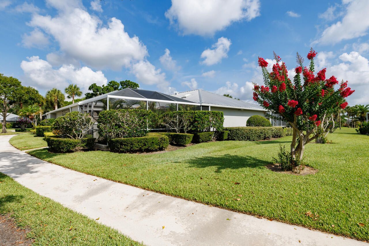 1560 SW Waterfall Boulevard, Palm City, FL 34990 Photo